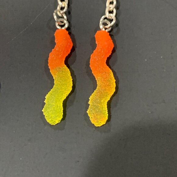 SOUR Gummy Worm Earrings - Mini Gummy Worms - Picture 5 of 5